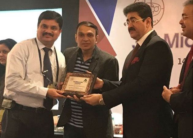 Honoured at the 3rd Mid-term IIRSI Conference, Noida in January 2017