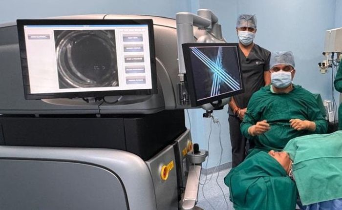 robotic-laser-cataract